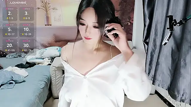 Snapshot of Ti_amo_UU chatting on November 2, 10:53 am Ti amo UU online show from November 2, 10:53 am