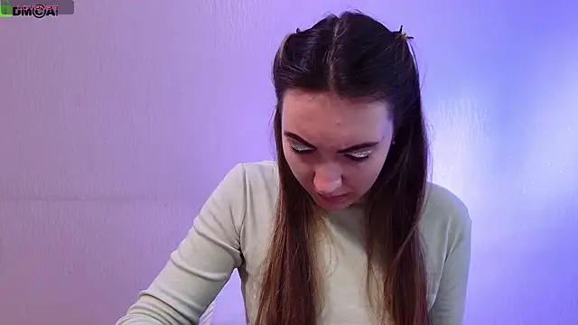 Snapshot of cute__angell chatting on October 14, 12:28 pm cute angell online show from October 14, 12:28 pm