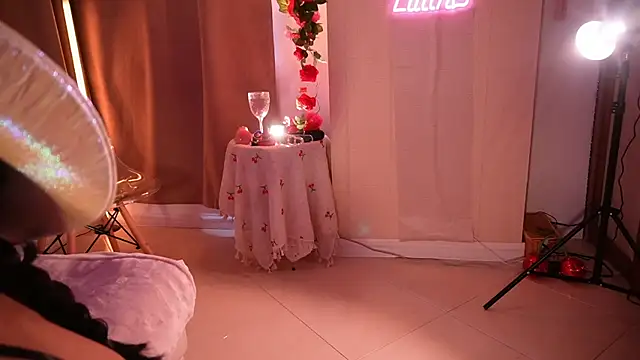 lilith  rosse online show from April 9, 8:15 pm