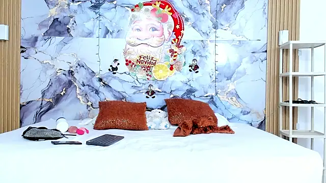 Snapshot of luna_hoott chatting on January 8, 1:28 pm luna hoott online show from January 8, 1:28 pm