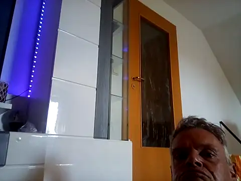 Nick69mann online show from May 24, 12:38 pm