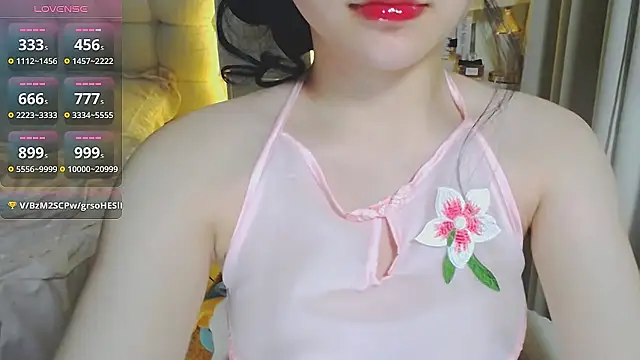 Snapshot of NGOCHA_06 chatting on June 6, 1:49 pm NGOCHA 06 online show from June 6, 1:49 pm
