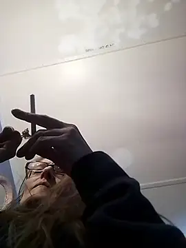 beelzebubblesxo online show from November 20, 2:40 pm