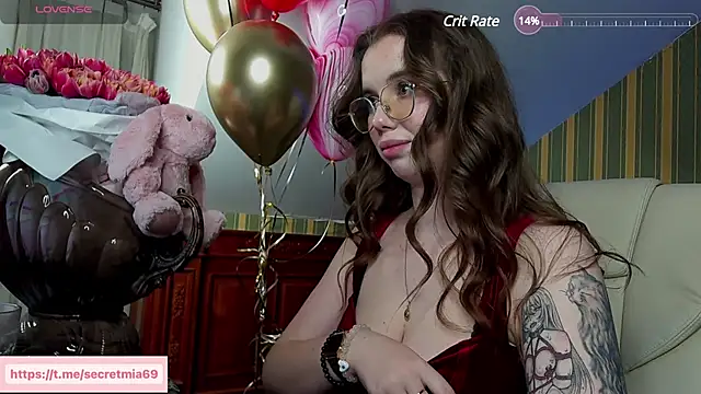 Snapshot of SecretDesireMe chatting on February 14, 5:57 pm SecretDesireMe online show from February 14, 5:57 pm