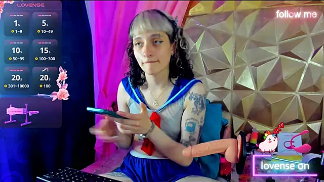 neeko princes online show from September 22, 12:44 pm