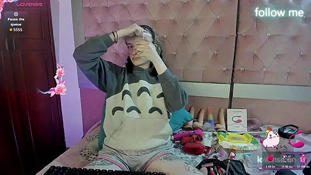 neeko princes online show from February 26, 12:16 pm