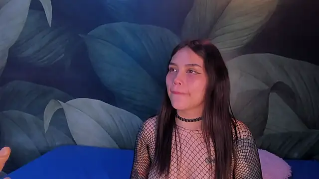 Snapshot of sweett_dirty chatting on February 13, 6:26 pm sweett dirty online show from February 13, 6:26 pm