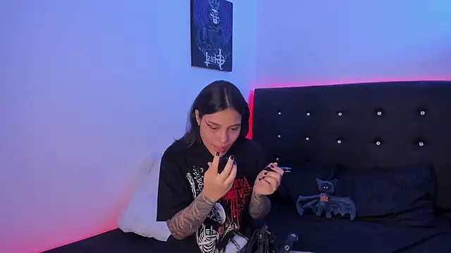 sweett dirty online show from April 16, 12:17 pm