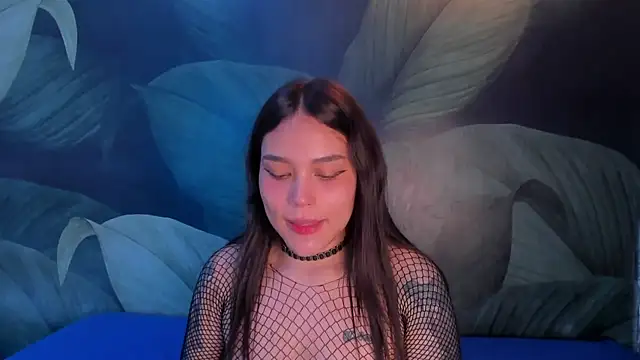 Snapshot of sweett_dirty chatting on February 13, 3:24 pm sweett dirty online show from February 13, 3:24 pm