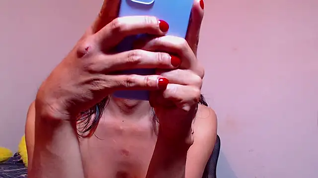 Snapshot of Aliice_Doll chatting on March 11, 11:58 pm Aliice Doll online show from March 11, 11:58 pm