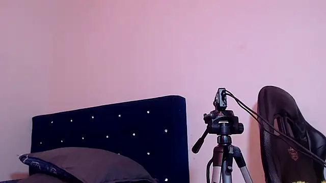 Snapshot of Aliice_Doll chatting on March 2, 1:15 am Aliice Doll online show from March 2, 1:15 am