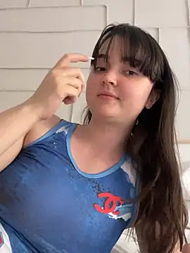 chunliklk online show from April 14, 4:45 pm