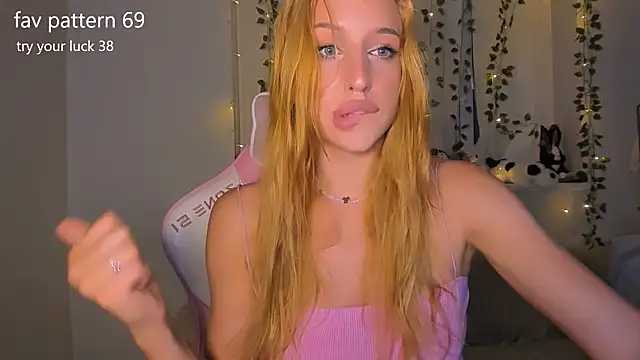 Snapshot of Anice_ chatting on June 30, 9:26 pm Anice online show from June 30, 9:26 pm
