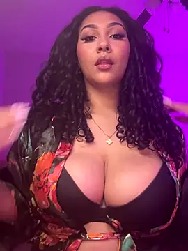 Snapshot of Lickplayofficial chatting on September 19, 3:54 am Lickplayofficial online show from September 19, 3:54 am