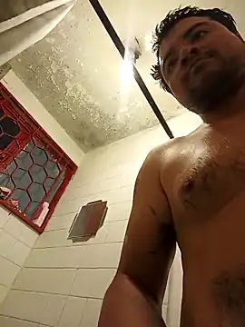 Snapshot of Bartolito001 chatting on March 17, 1:08 am Bartolito001 online show from March 17, 1:08 am