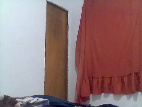 Snapshot of mariy_ chatting on December 3, 11:36 pm mariy online show from December 3, 11:36 pm