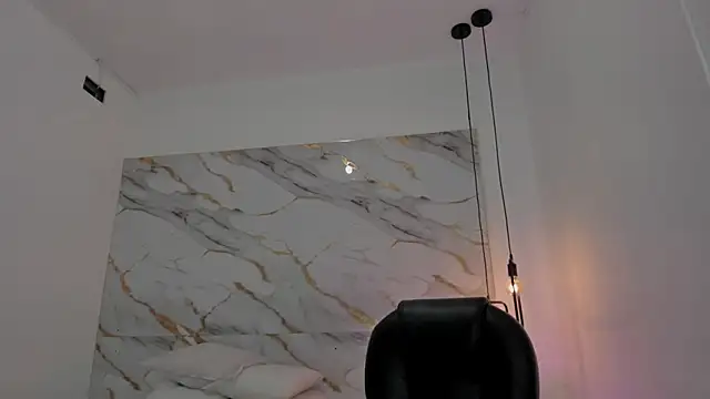 pretty ariiel online show from February 13, 6:35 am