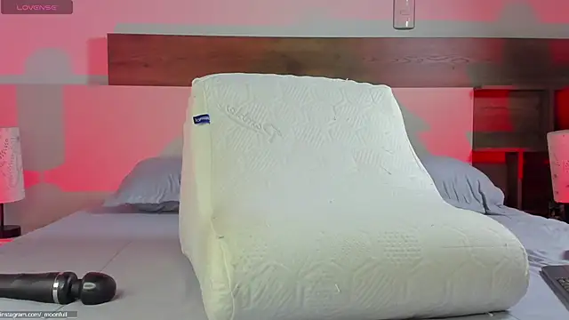  fullmoon online show from December 18, 9:51 pm