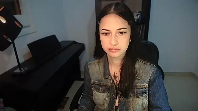 Snapshot of Windy_butterfly chatting on October 15, 6:49 pm Windy butterfly online show from October 15, 6:49 pm