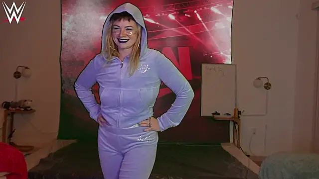 Aprilreign online show from February 7, 11:46 pm