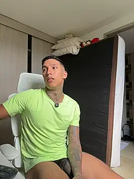 sendfer online show from June 19, 7:20 pm