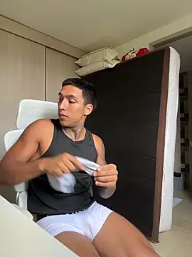 sendfer online show from March 18, 7:15 pm