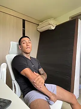 sendfer online show from December 15, 7:31 pm