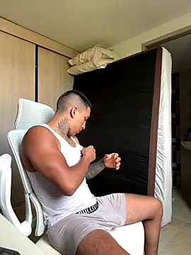 sendfer online show from November 19, 9:26 pm