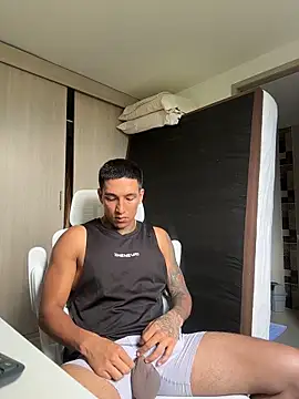 sendfer online show from December 22, 7:03 pm