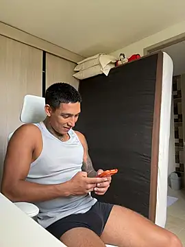 sendfer online show from March 11, 7:08 pm