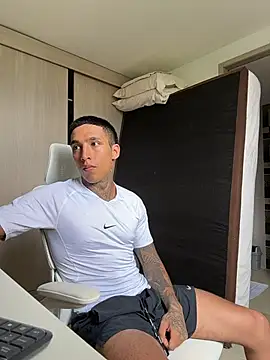 sendfer online show from December 19, 7:16 pm