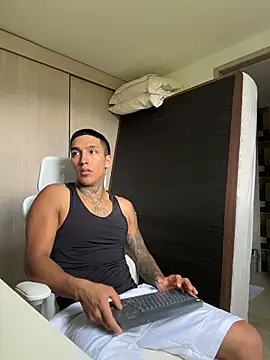 sendfer online show from December 17, 7:19 pm