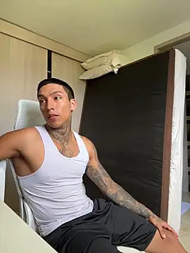 sendfer online show from December 3, 7:13 pm