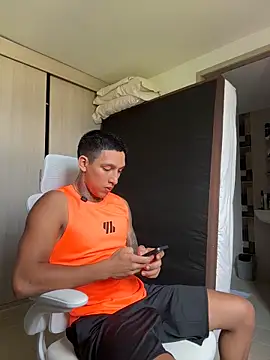 sendfer online show from November 3, 8:23 pm