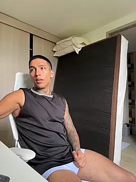 sendfer online show from February 14, 8:09 pm