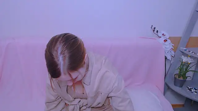 AliceFire  online show from March 10, 10:52 am