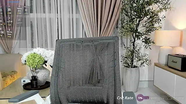 Snapshot of _Joliie_ chatting on June 16, 9:37 pm Joliie online show from June 16, 9:37 pm