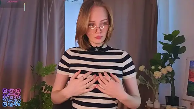 SoniaScott online show from April 14, 2:38 am