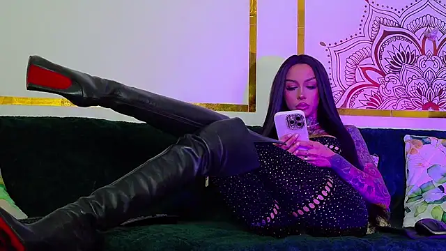 PandoraVolkov online show from October 21, 8:47 am