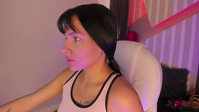  shantal smith online show from May 8, 1:42 am