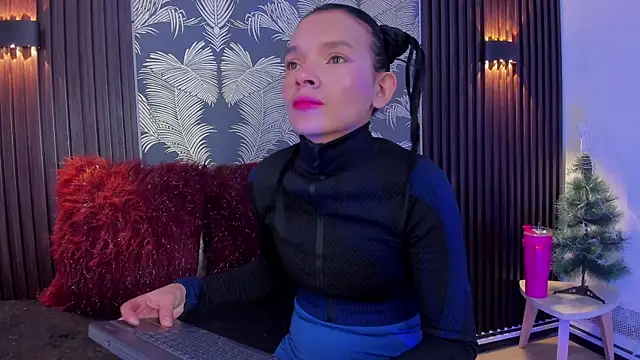  shantal smith online show from November 18, 4:32 pm