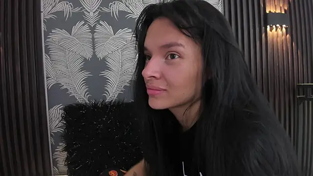 Snapshot of _shantal_smith chatting on June 12, 12:58 pm shantal smith online show from June 12, 12:58 pm