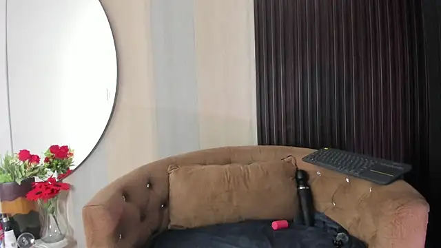  shantal smith online show from March 15, 1:01 am