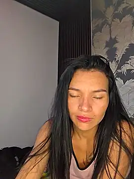  shantal smith online show from December 20, 4:10 pm