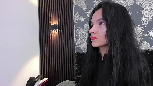 Snapshot of _shantal_smith chatting on June 17, 1:05 am shantal smith online show from June 17, 1:05 am
