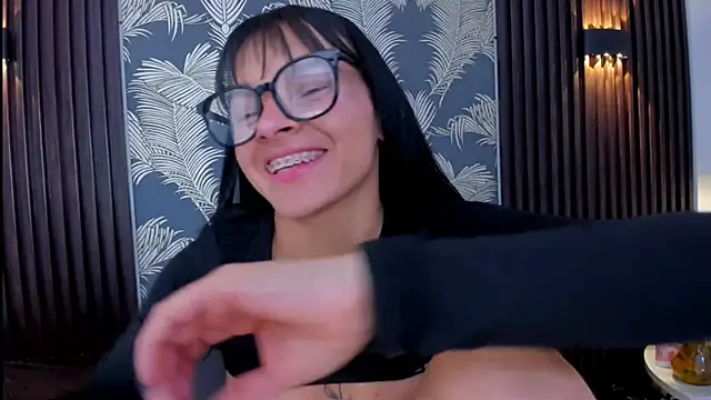  shantal smith online show from October 25, 4:55 am