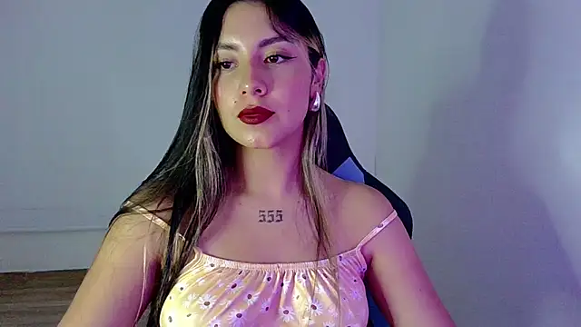 Snapshot of Lia_14_ chatting on February 5, 11:11 pm Lia 14 online show from February 5, 11:11 pm