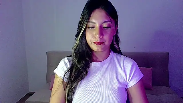 Snapshot of Lia_14_ chatting on February 17, 12:08 am Lia 14 online show from February 17, 12:08 am