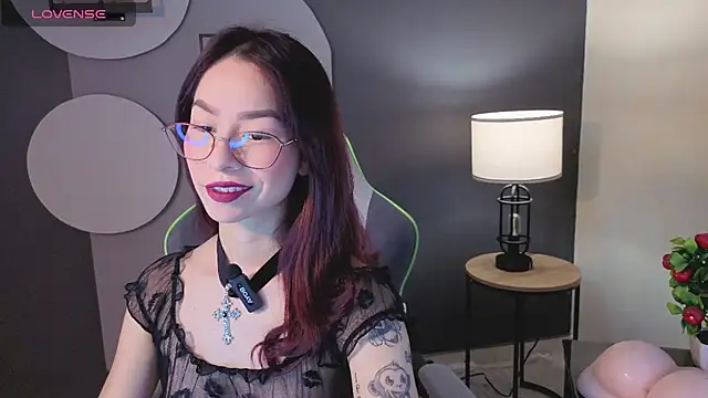 Snapshot of rosse_98_ chatting on July 9, 3:33 pm rosse 98 online show from July 9, 3:33 pm