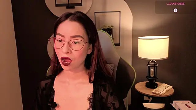 Snapshot of rosse_98_ chatting on July 17, 2:25 pm rosse 98 online show from July 17, 2:25 pm